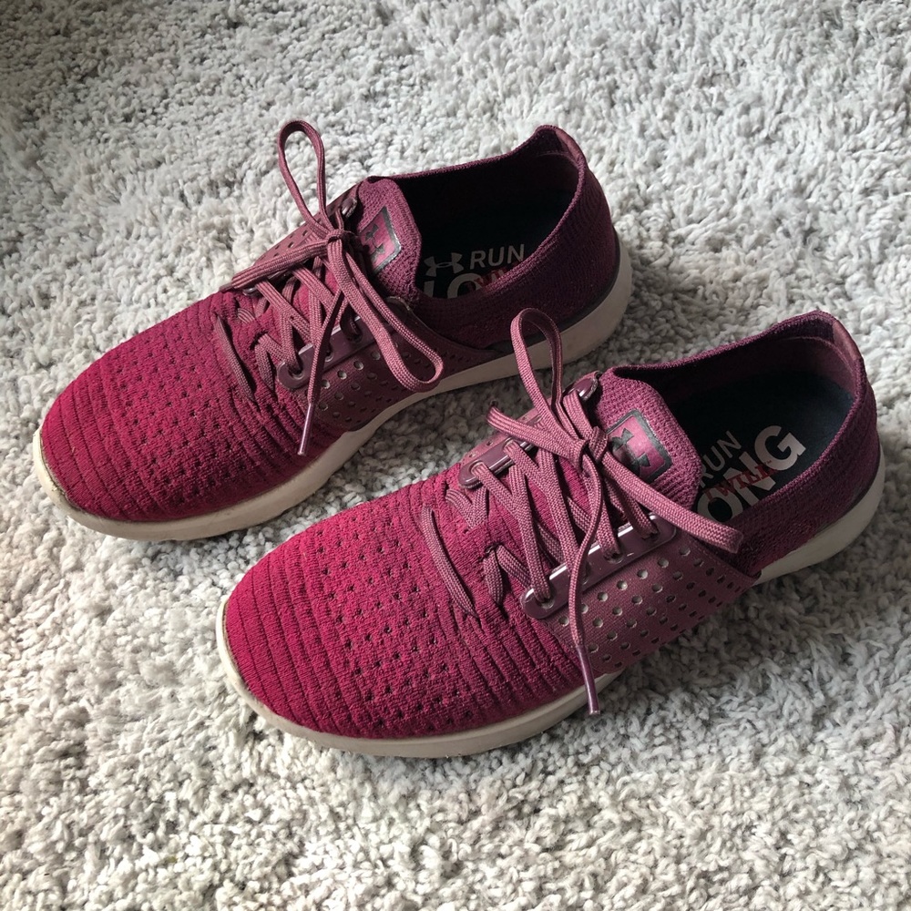 🌞Under Armour Running Shoes